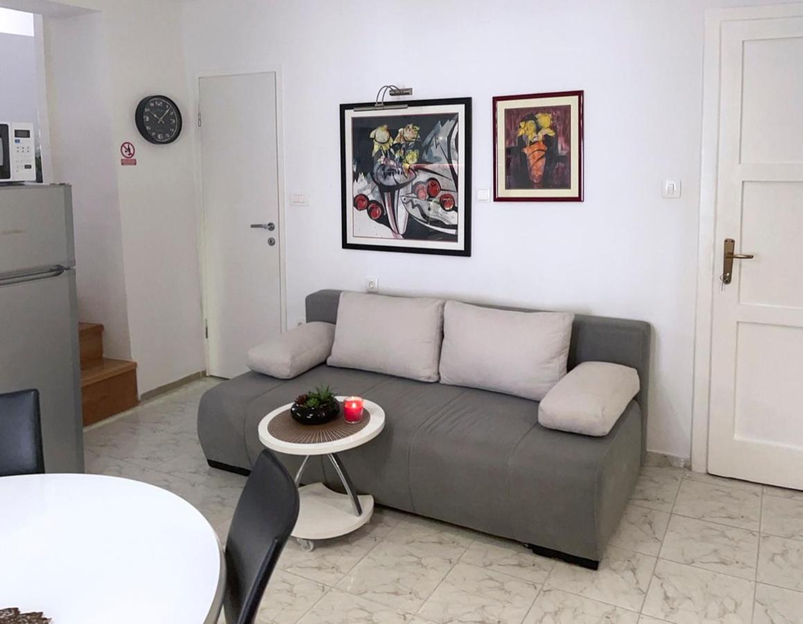Apartment Vitturina Каштела Экстерьер фото